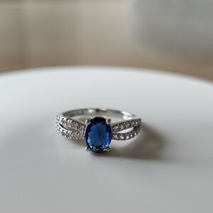 Pretty Bird Jewelry White Gold Plated Blue Gemstone Ring